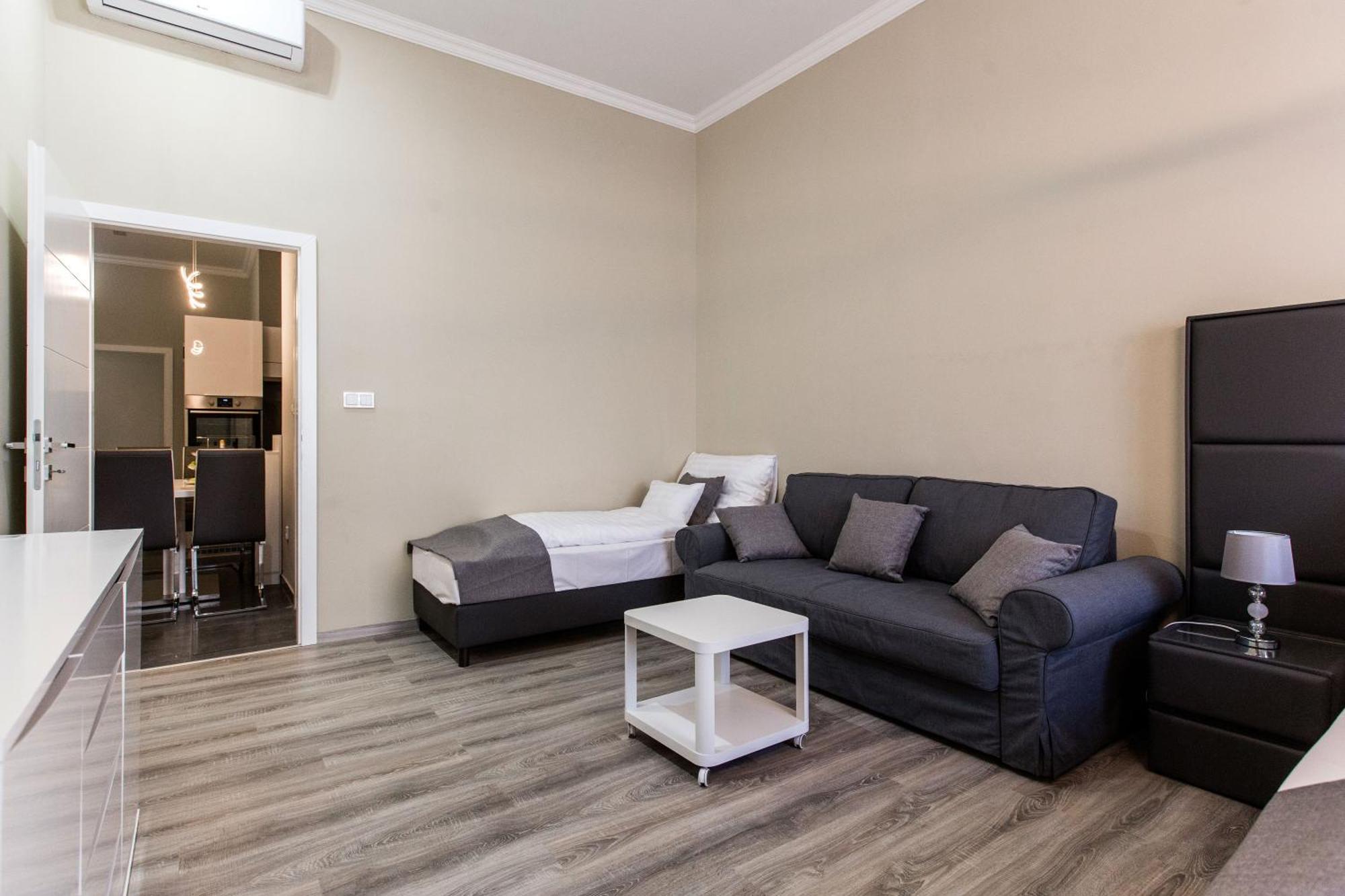 A Golden Star Modern Luxury Apartments And Rooms Budapest, Budapest